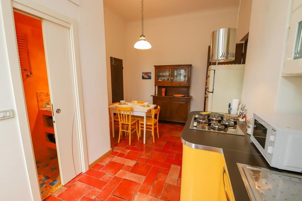 Altido Apt For 3 With Rooftop Balcony And Lovely Cityview Genoa Luaran gambar