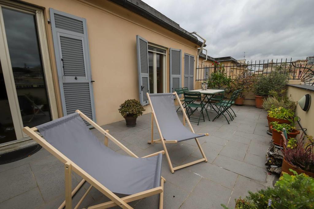 Altido Apt For 3 With Rooftop Balcony And Lovely Cityview Genoa Luaran gambar